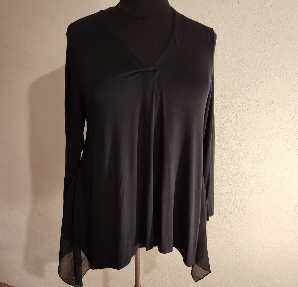 Laurie Felt Black Long Sleeve V Neck Tunic Handkerchief Waist Size 1X